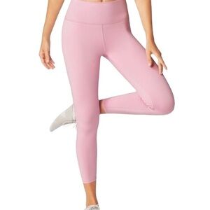 🌸NWT JUSTFAB Ladies Capri Leggings - sz Med